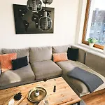 Neu Life&work 2-4-betten Mit Stehschreibtisch Am Uni-klinikum Апартаменты