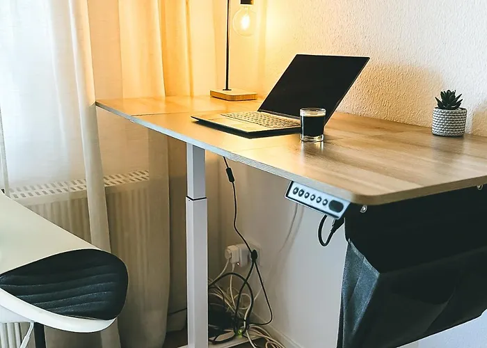 Neu Life&work 2-4-betten Mit Stehschreibtisch Am Uni-klinikum Διαμέρισμα Έσσεν